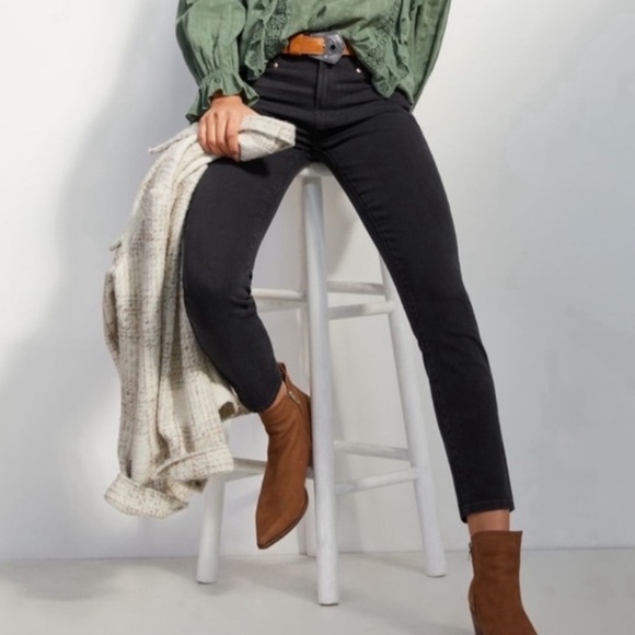 🆕️ Paige Black Verdugo Skinny Jeans. NWOT - Picture 1 of 8